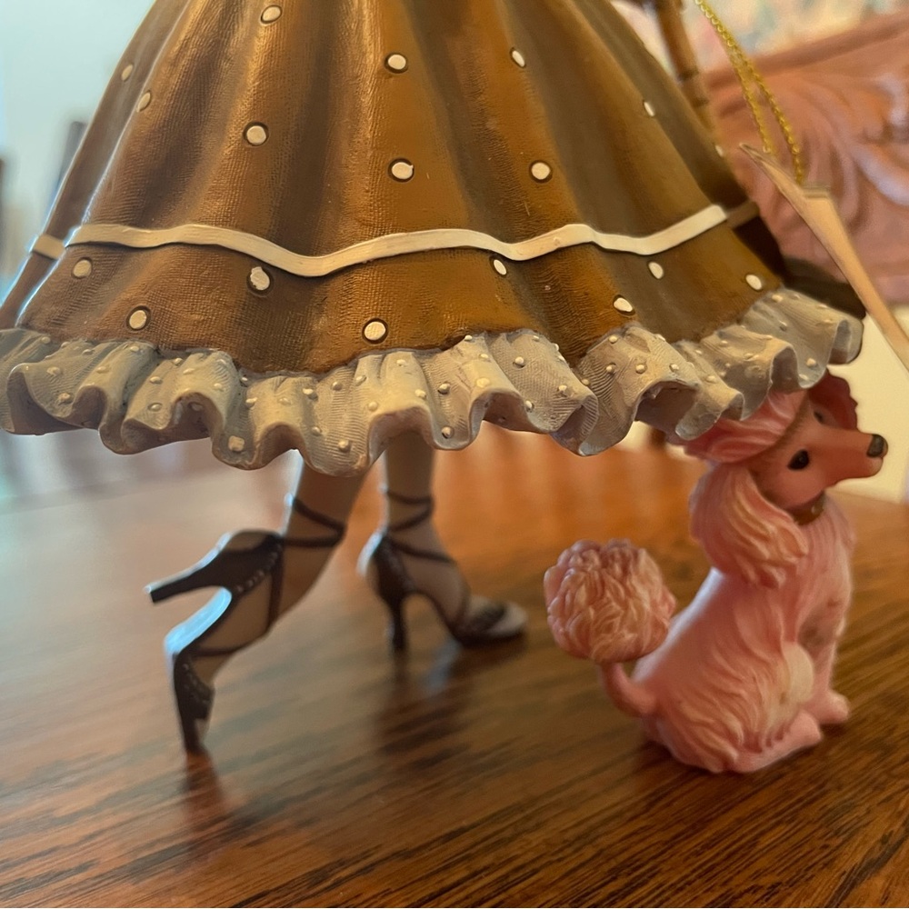 Vintage Style Polka Dot Figurine - Picture 5 of 8